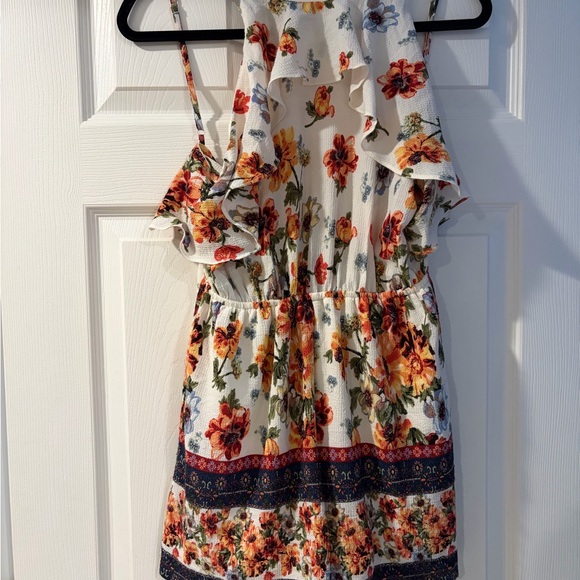 Floral Romper with Ruffles - Picture 3 of 11